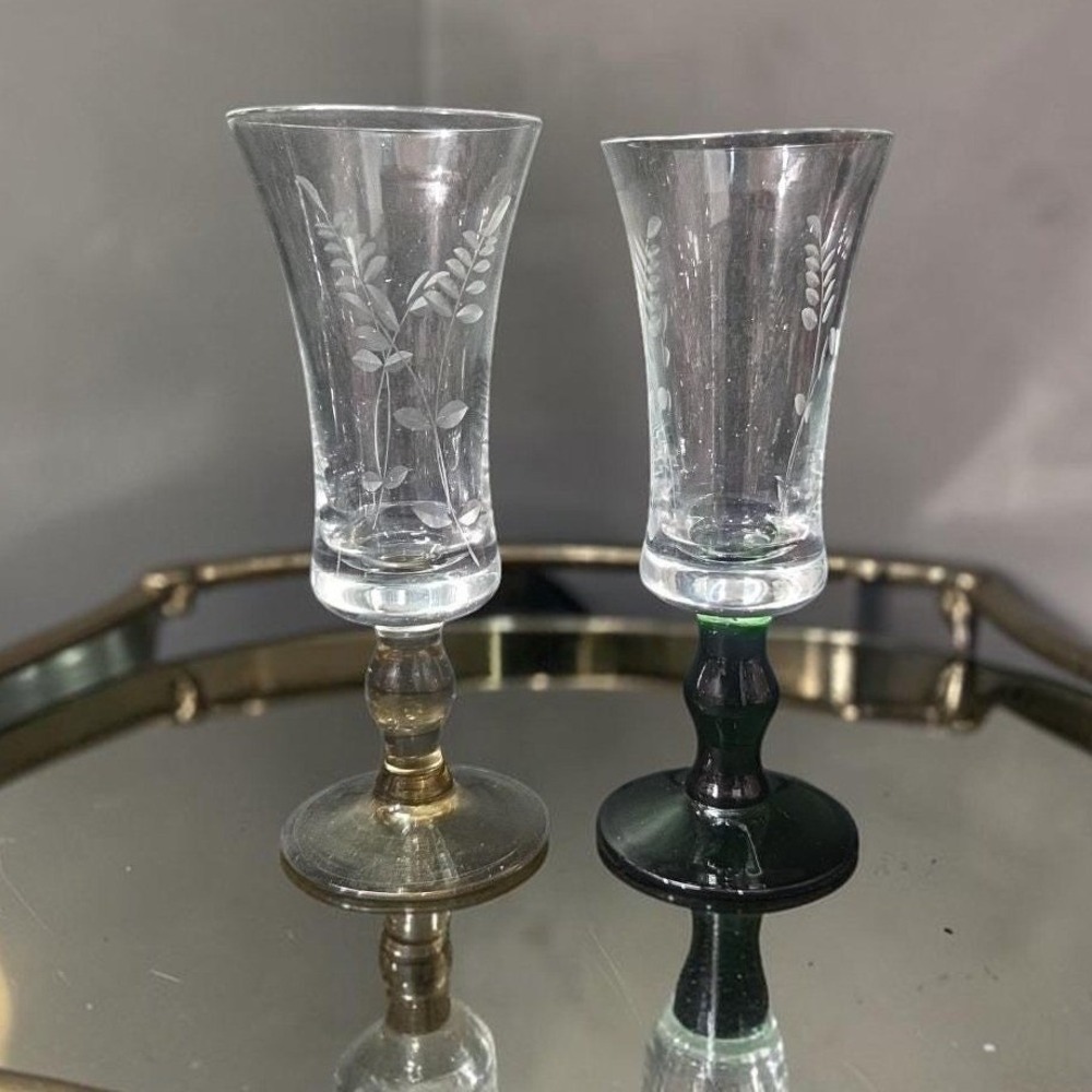 Etched Leaves Champagne Glasses, Set of 2, Green & Yellow Stem, Vintage Stemware